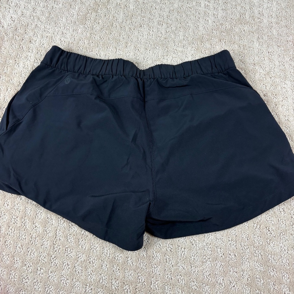 Lululemon | Stroll at Sundown Short 3" (Black) - Picture 5 of 5